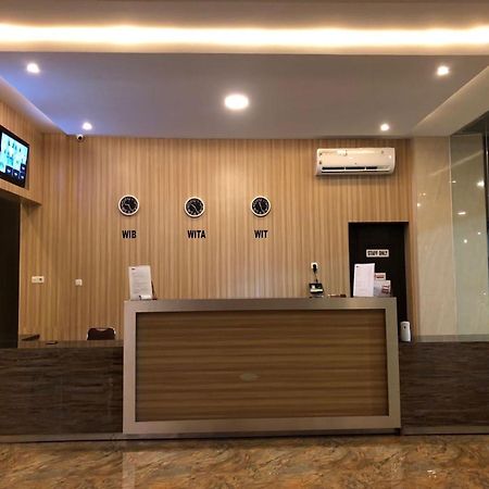 Kirei Hotel Bantaeng Екстер'єр фото