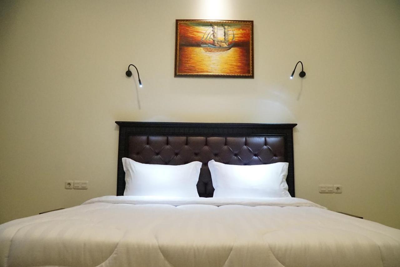Kirei Hotel Bantaeng Екстер'єр фото