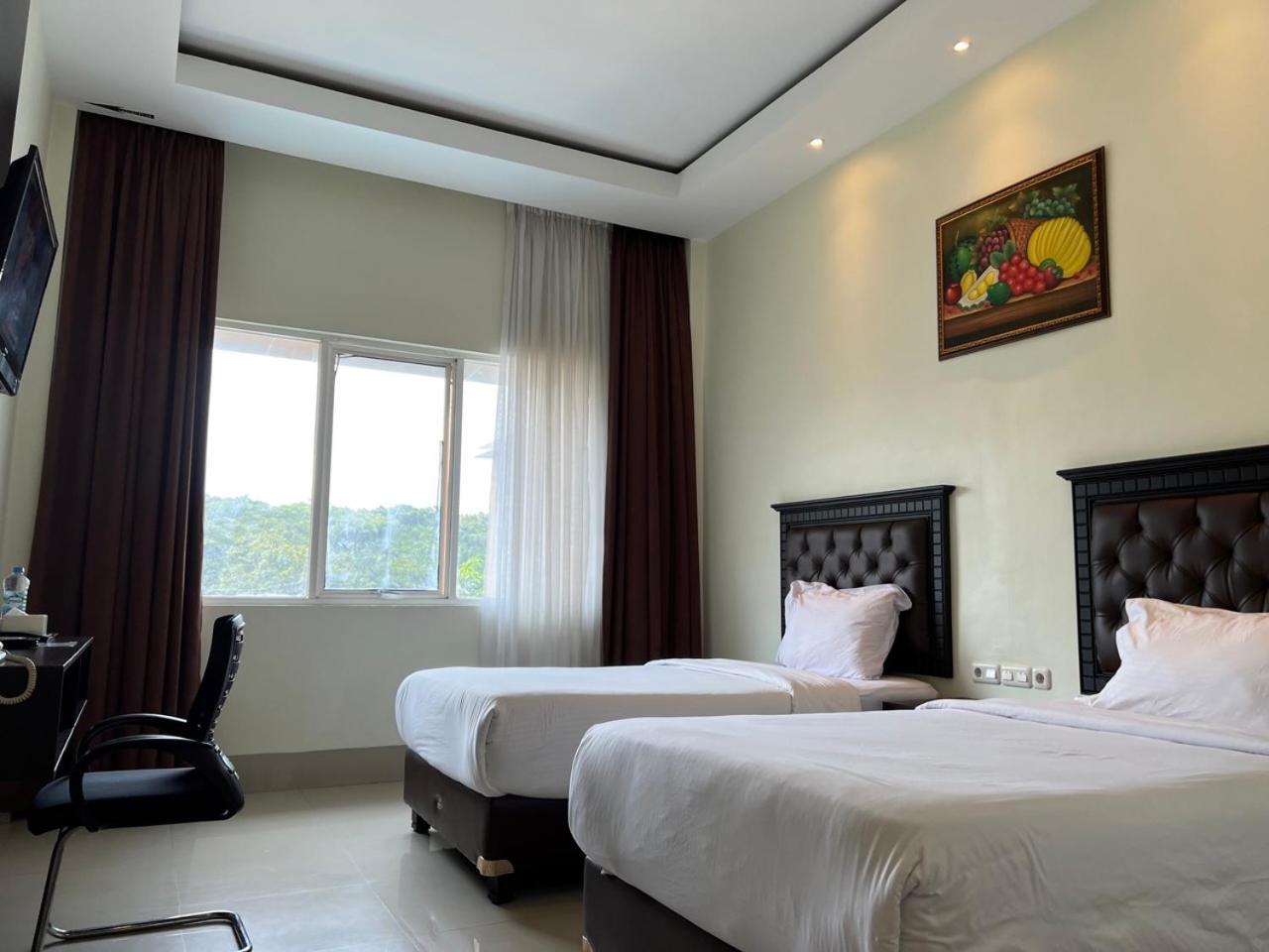 Kirei Hotel Bantaeng Екстер'єр фото