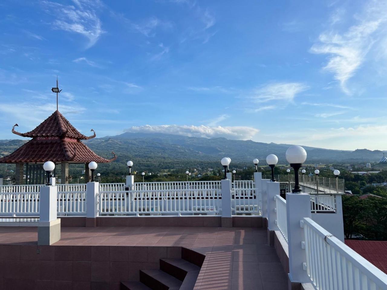 Kirei Hotel Bantaeng Екстер'єр фото