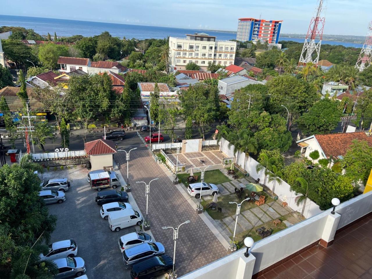 Kirei Hotel Bantaeng Екстер'єр фото