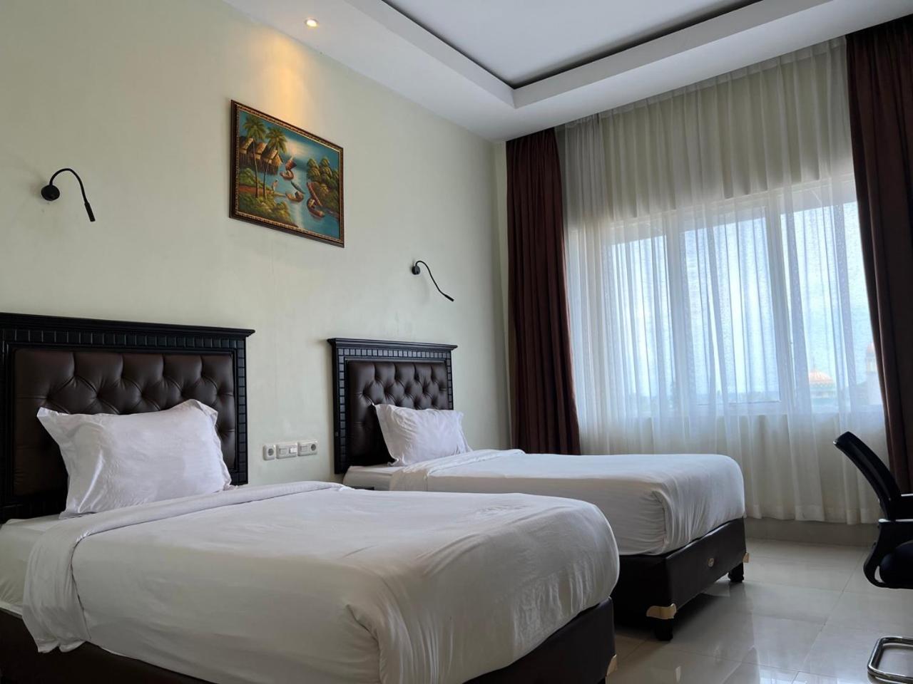 Kirei Hotel Bantaeng Екстер'єр фото
